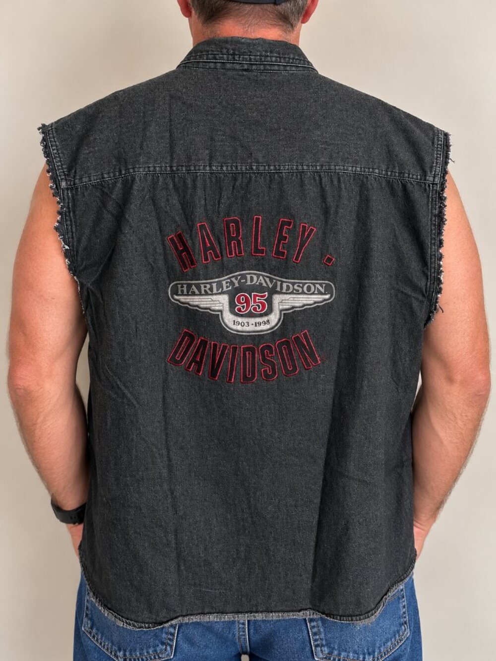 Harley-Davidson Men's XL Charcoal Gray Denim Chambray Sleeveless Shirt
